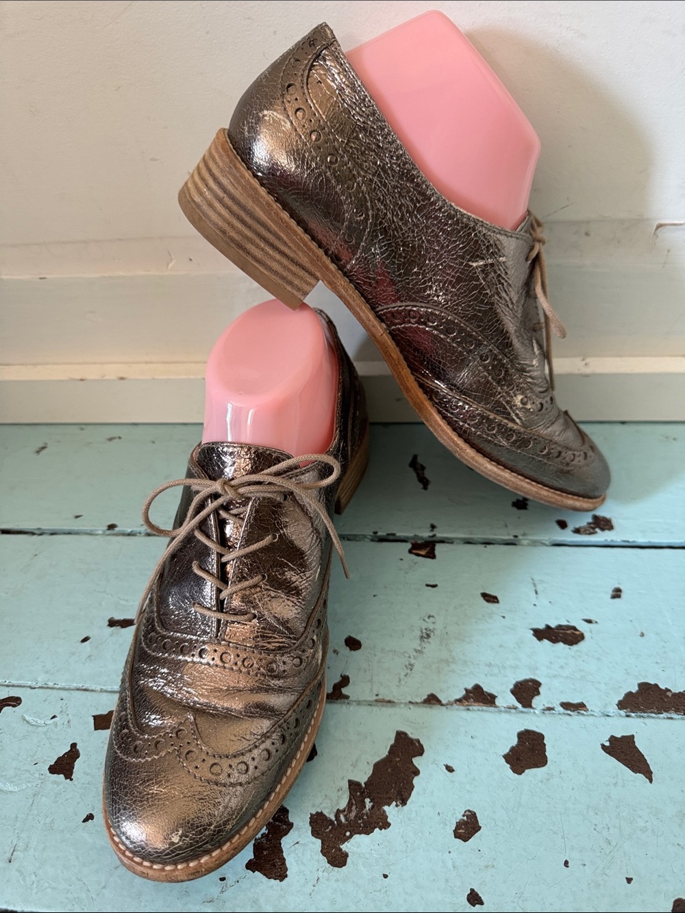 Stuart Weirzman Size US 8 M Metallic leather Oxford Brogue Lace Up Classic Y2K